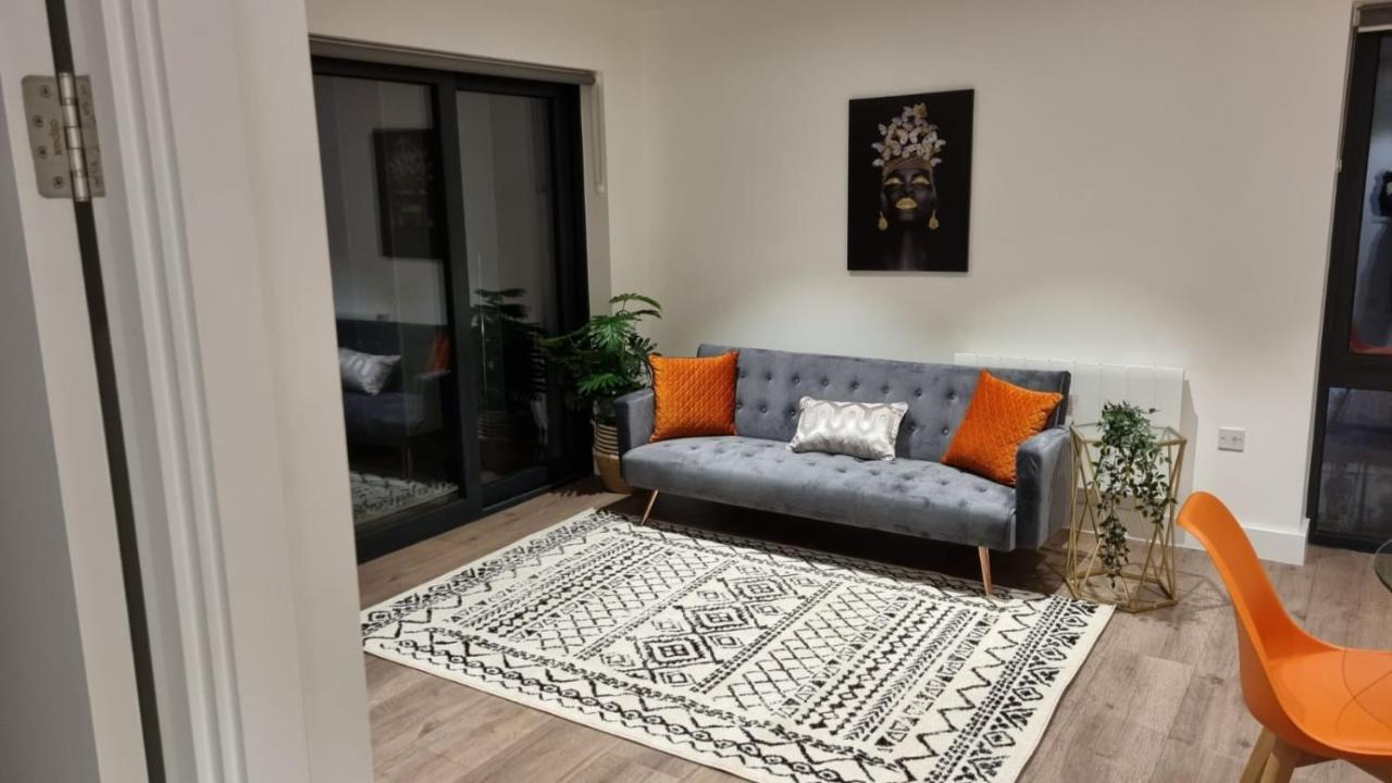 Spacious Balcony View Apt Near Nec Bhx Free Parking Sleeps 4 Хокли-Хит Экстерьер фото